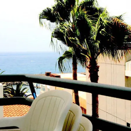 公寓 2 Bedroom Aprt Ocean View 阿德耶
