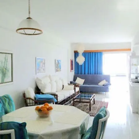 2 Bedroom Aprt Ocean View 阿德耶