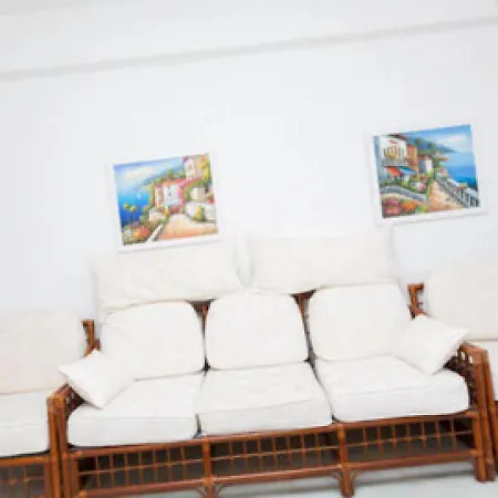 Lägenhet 2 Bedroom Aprt Ocean View *