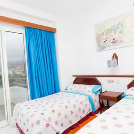 2 Bedroom Aprt Ocean View *